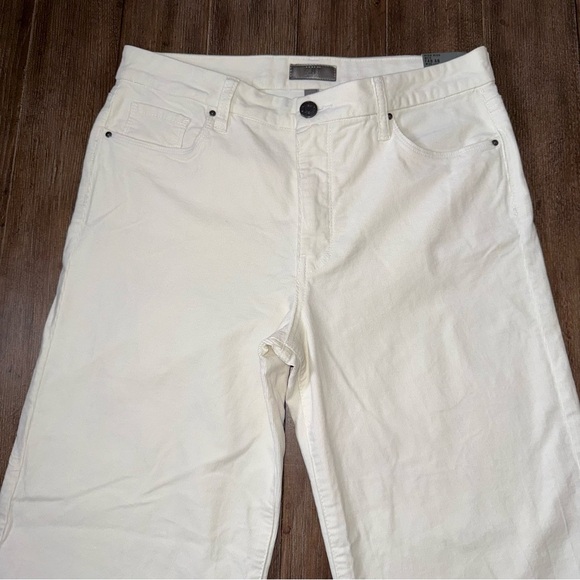 KUT FROM THE KLOTH meg high rise fab ab raw hem denim jeans in optic white - Picture 9 of 14
